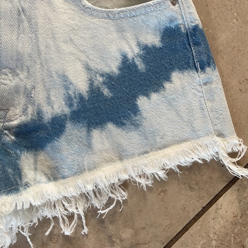 PacSun Denim Shorts - Picture 2 of 5